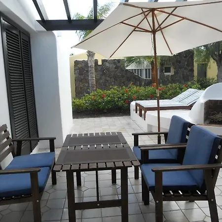 Bungalows El Jardin Holiday park 3*